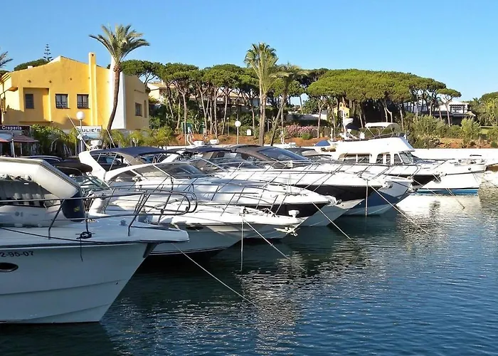 J95 Cabopino Apartamento *