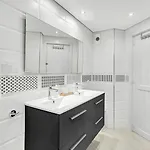 Apartamento J95 Cabopino Marbella